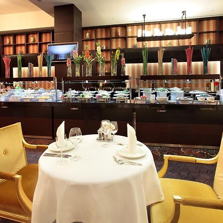 Royal Plaza Hotel And Casino Kapsagaj Kültér fotó