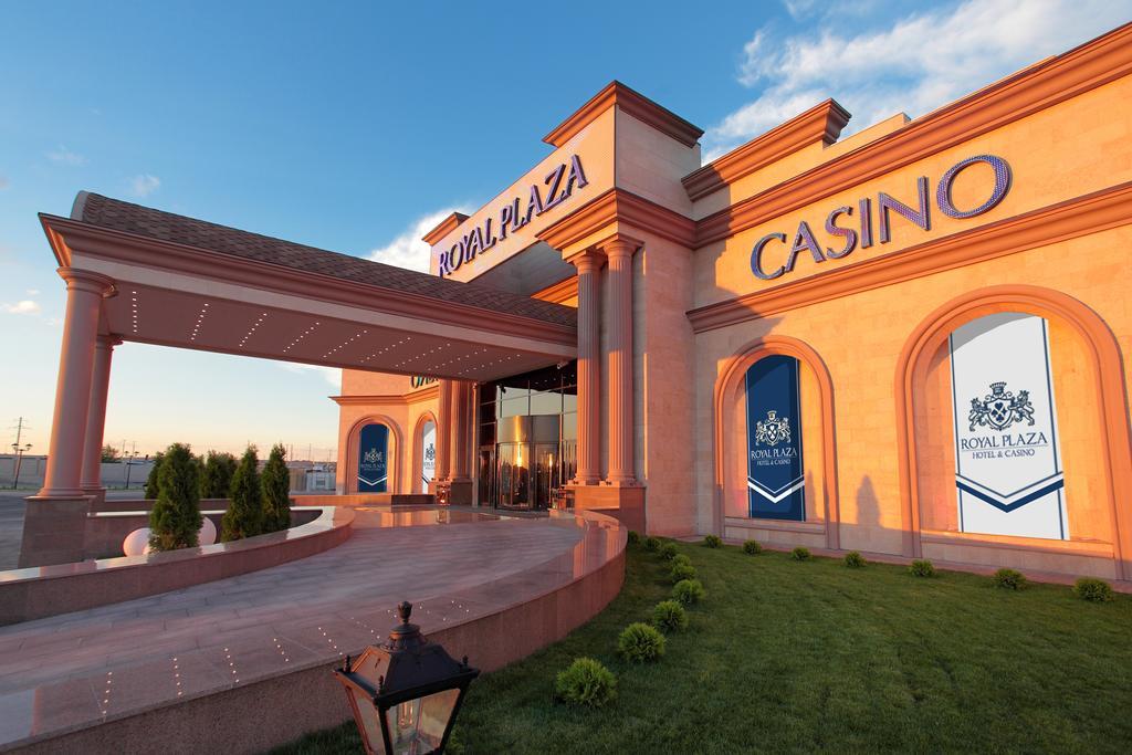 Royal Plaza Hotel And Casino Kapsagaj Kültér fotó