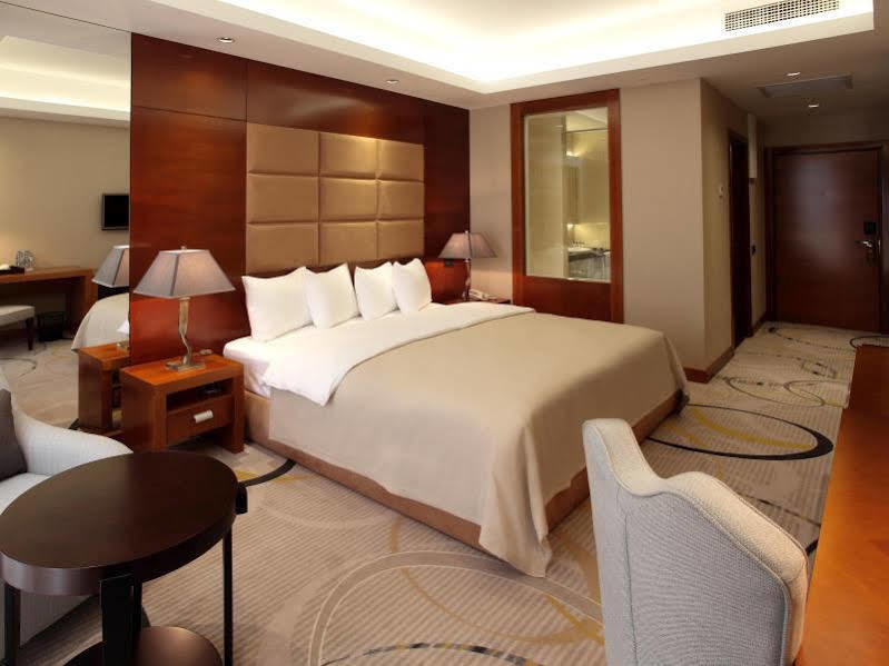 Royal Plaza Hotel And Casino Kapsagaj Kültér fotó